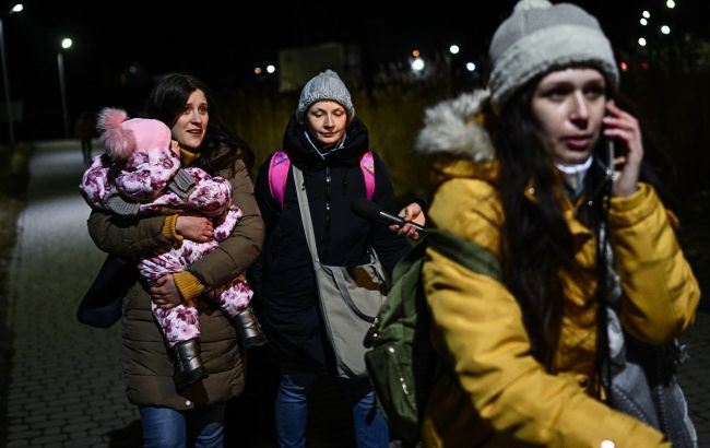 Українцям радять не їхати в ЄС через Польщу