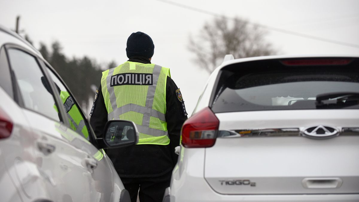 В Белой Церкви задержали нападавшего на детей, он стрелял в прохожего | РБК  Украина