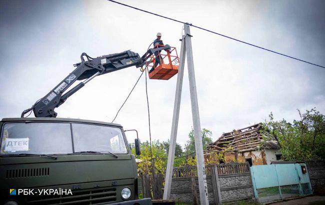 Скасування реформи обленерго унеможливить відновлення зруйнованих війною електромереж, - експерт