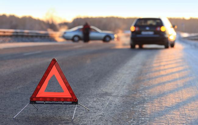 У Києві дві дівчата-водії не поділили дорогу