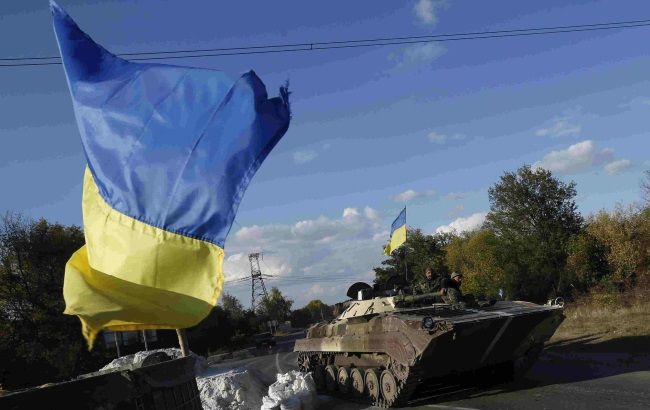 Боевики за день 13 раз обстреляли украинских военных