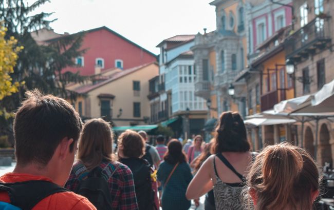 В Ізраїль туристи з двома щепленнями зможуть приїхати у складі групи