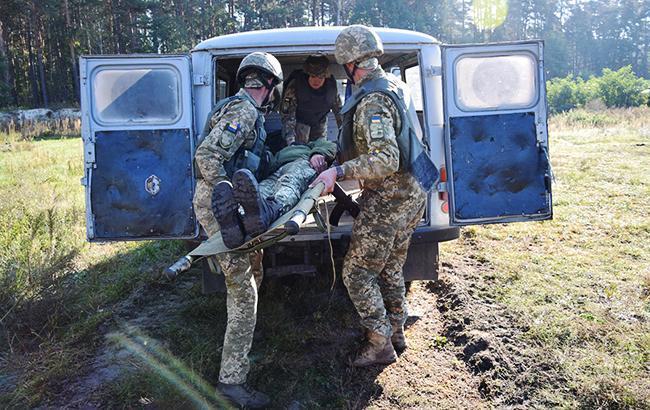 На Донбасі за добу постраждали 3 українських військових, - прес-центр ООС