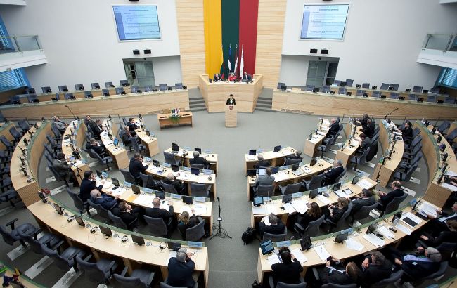В Литве депутаты хотят сделать 9 мая Днем памяти жертв геноцида в Украине