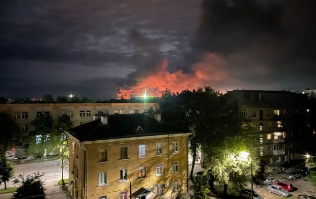 У російському Пскові в районі аеропорту лунали вибухи, пошкоджені 4 літака Іл-76