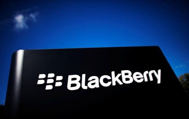 BlackBerry може відмовитися від випуску смартфонів