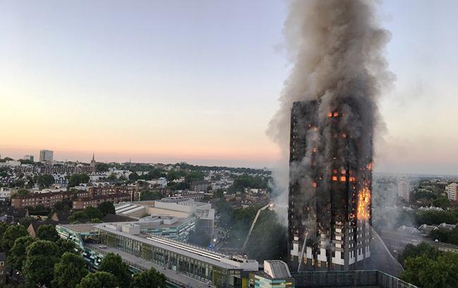 Пожар в Лондоне: количество погибших возросло до 17 человек