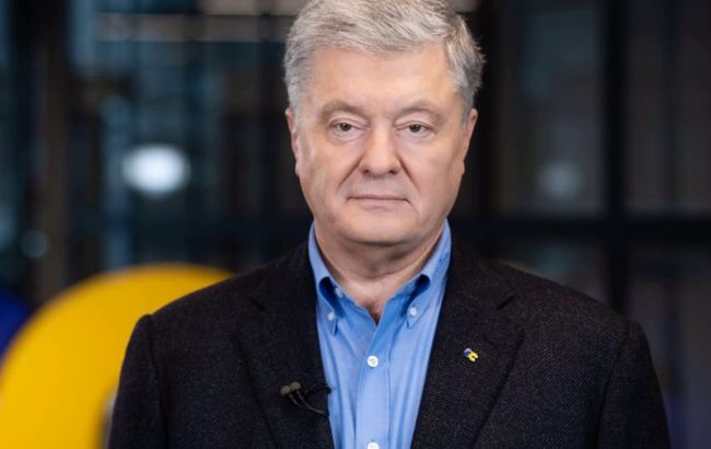 Порошенко закликав скликати РНБО: "готовий надати план дій із захисту країни"