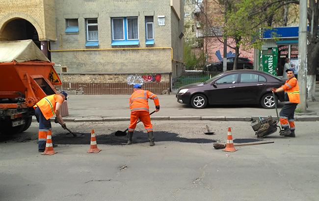 В центре Киева на ночь частично ограничат движение