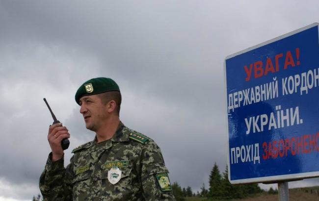 В Волынской обл. задержан микроавтобус с 2 тоннами сала, - ГПС