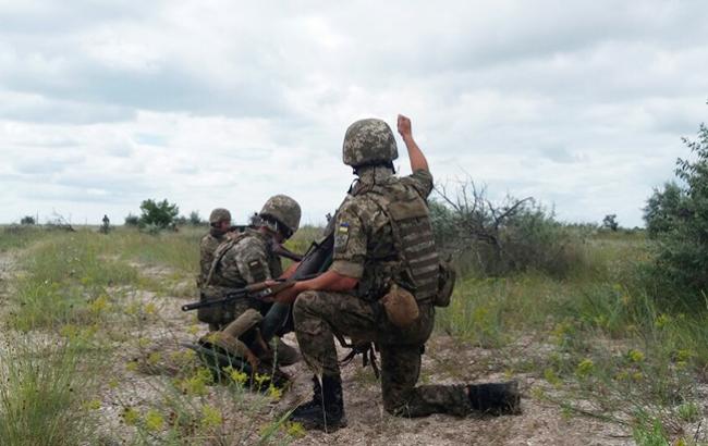 В зоне АТО за день ранения получили двое украинских военных, - штаб