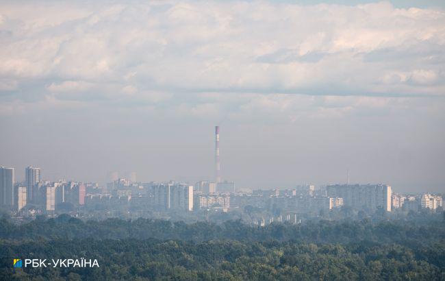 У Києві фіксують високу забрудненість повітря: де саме і що треба знати