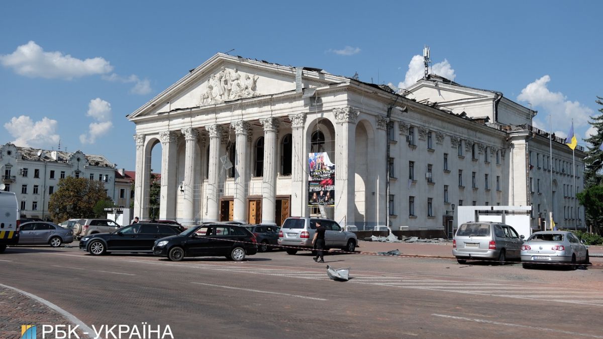 Ракетный удар по Чернигову - количество пострадавших увеличилось до 144  человек | РБК Украина