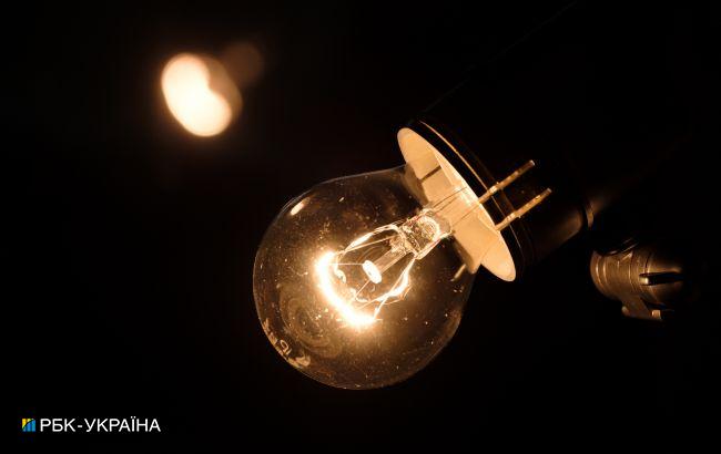 Скільки будинків у Києві не відключають від світла: дані ДТЕК