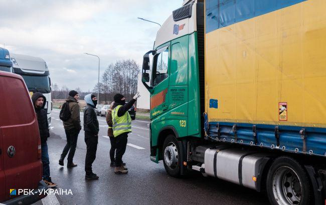 Блокада українського кордону: яка ситуація у Польщі, Словаччині та Угорщині