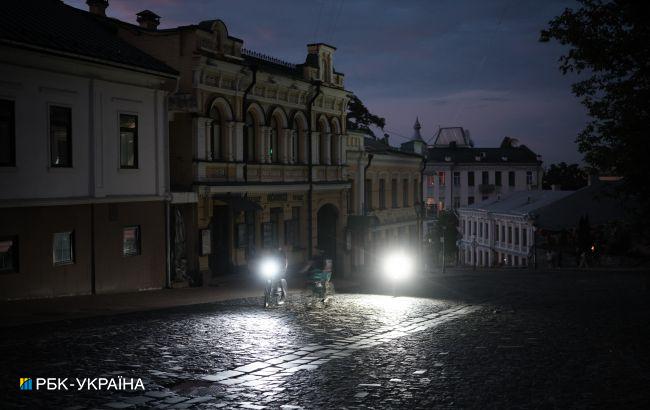 Безпека на дорозі. В поліції нагадали про важливість використання флікерів