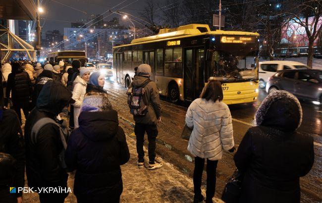 В Киеве хотят изменить режим работы общественного транспорта во время воздушной тревоги