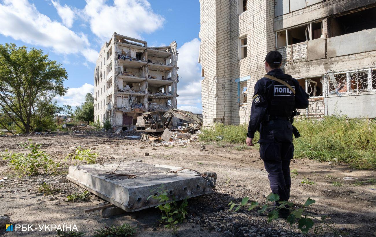 Изюм после российской оккупации – что осталось от города в Харьковской  области | РБК Украина