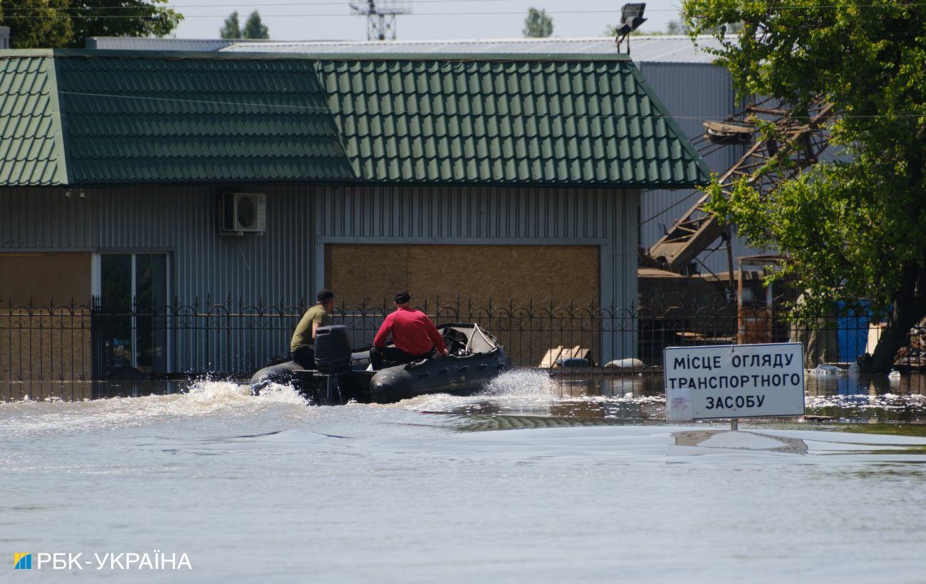 Подтопление в Херсоне: украинцам рассказали о правилах безопасности при  возвращении домой. Читайте на UKR.NET