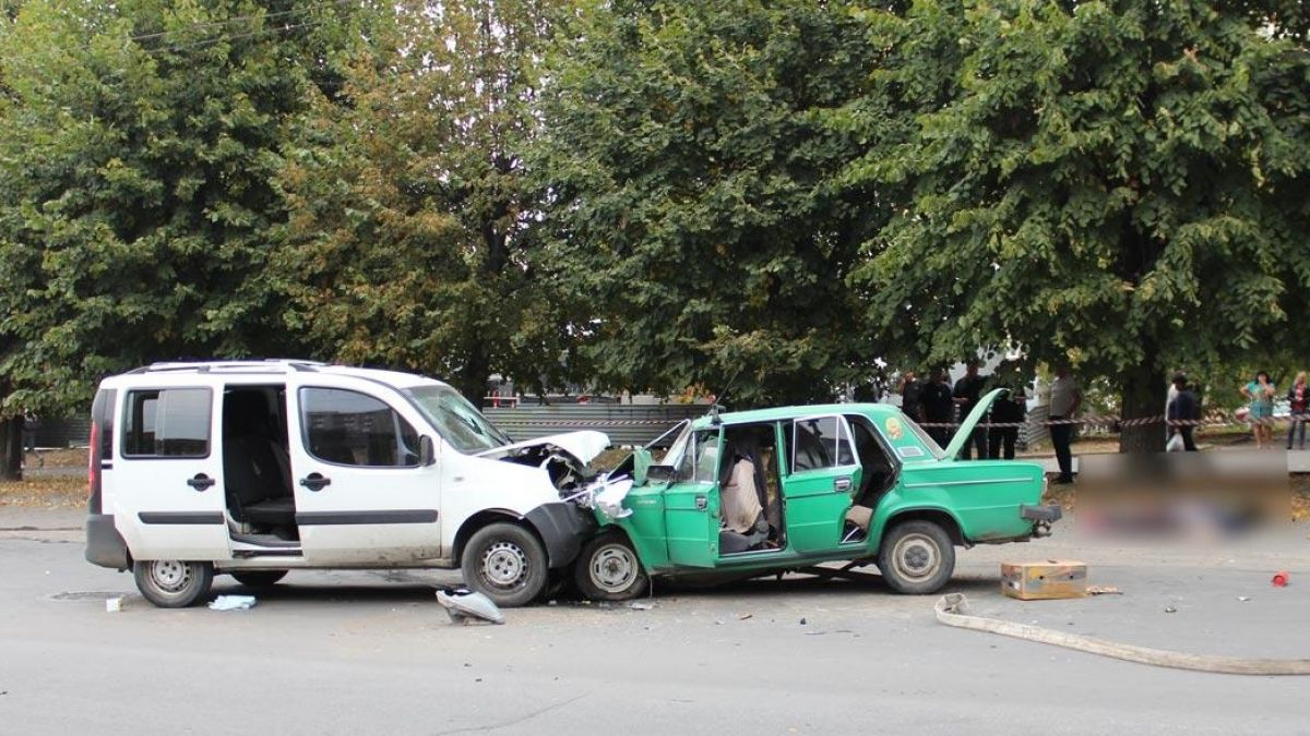 В ДТП в Черновцах на Героев Майдана погибли двое людей - новости Украины |  РБК-Україна