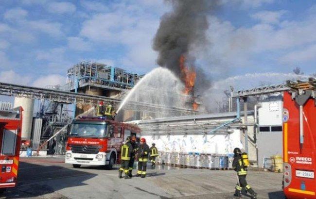 В Италии произошел взрыв на заводе химических отходов