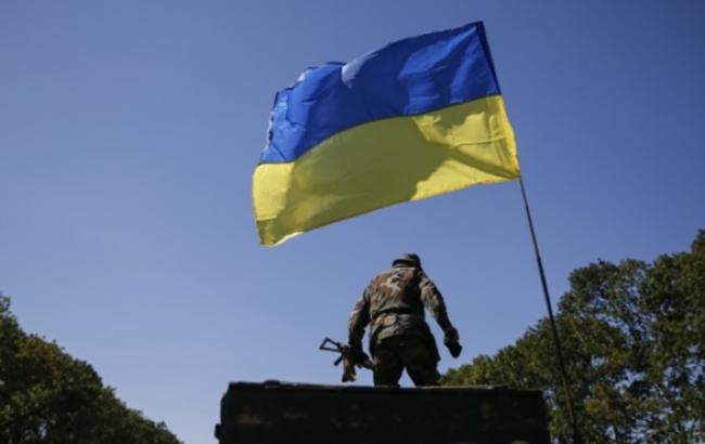 Присутність добровольчих батальйонів на ОВК №59 у Донецькій обл. чинить психологічний тиск на виборців, - експерти