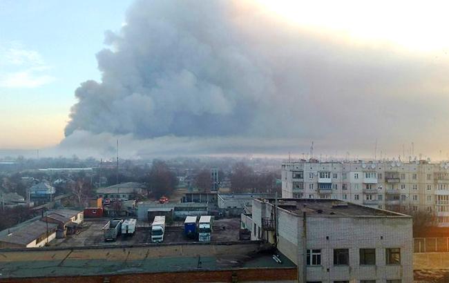 в Балаклее горит один из самых больших складов боеприпасов в Украине