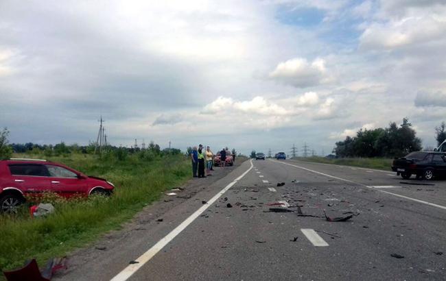 Под Харьковом в результате ДТП пострадали 4 человека