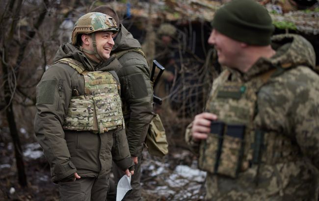 Зеленський приїхав на Донбас. Відвідає передові позиції