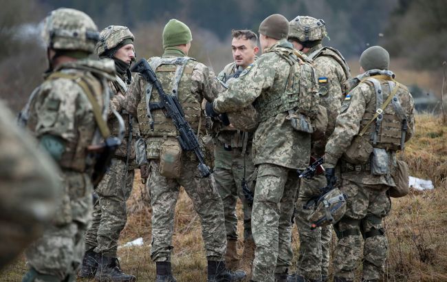 Украинские военные уничтожили бронегруппу россиян под Урожайным