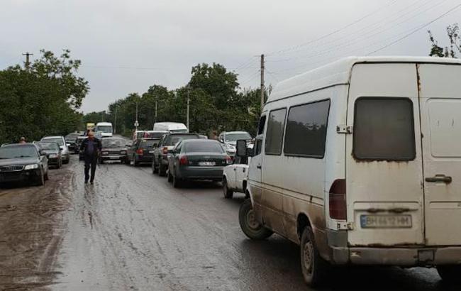 В Одесской области протестующие перекрыли трассу