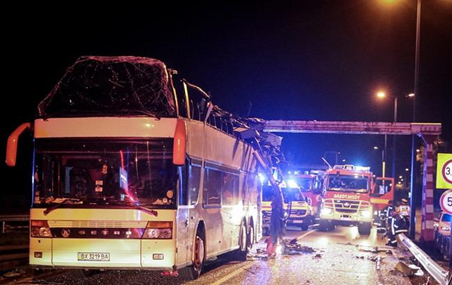 У Будапешті автобус з українцями потрапив в аварію, десятки постраждалих