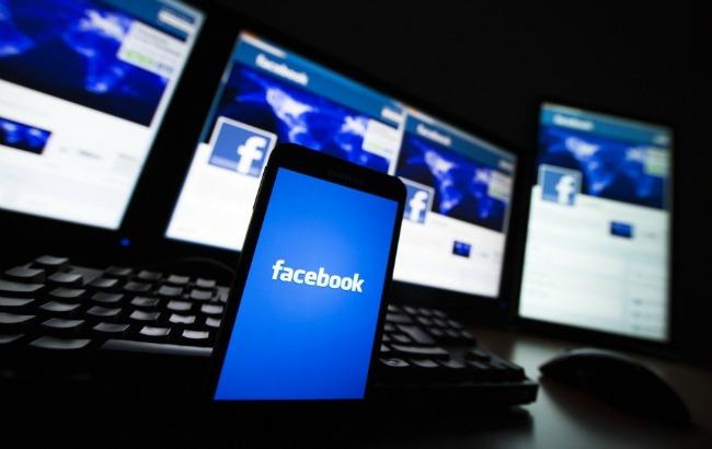 Facebook тестирует рекламу в группах