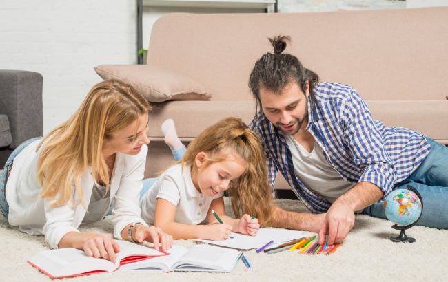 Почему учителя за границей не задают домашних заданий: это следует знать родителям