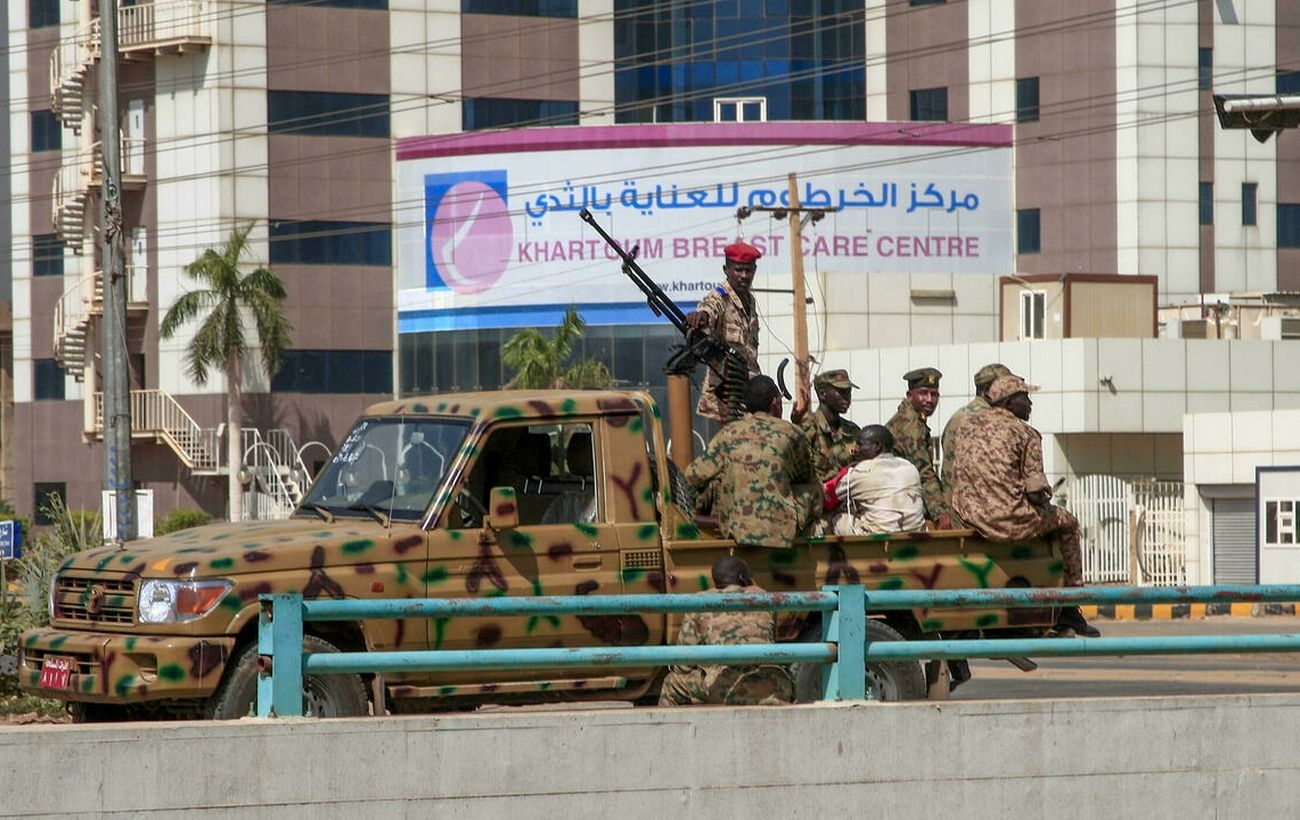 Military coup in Sudan – the military dispersed the protests, there are dead