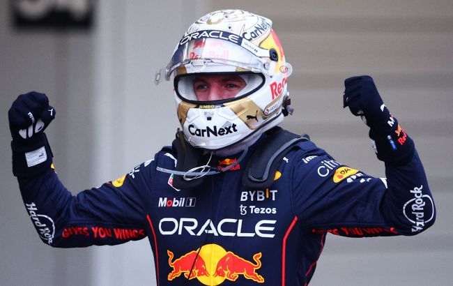 Ферстаппен досрочно стал чемпионом Формулы-1 после дубля "Ред Булла" в Японии