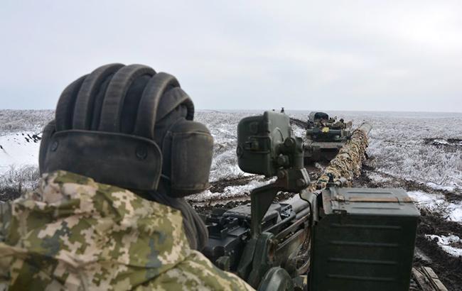 Днем боевики на Донбассе осуществили 4 обстрела, потерь у ВСУ нет