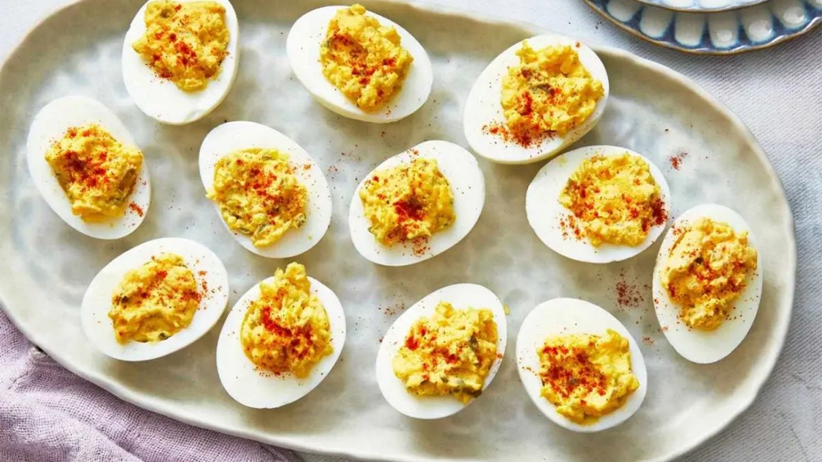Скрэмбл, шакшука, кокот: 20 способов приготовить яйца