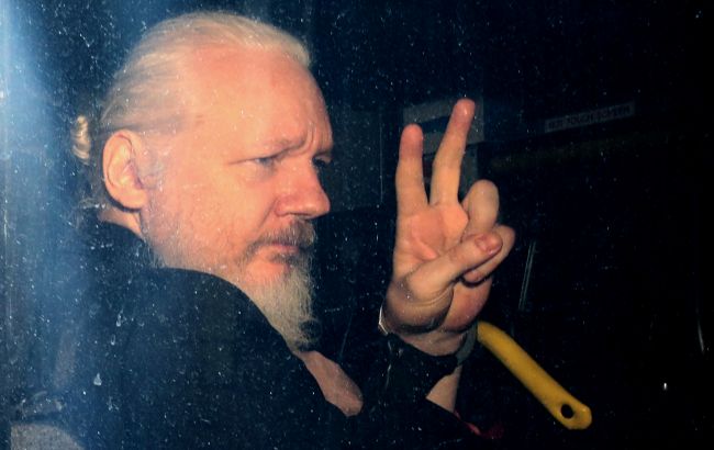 Суд позбавив засновника Wikileaks громадянства Еквадору