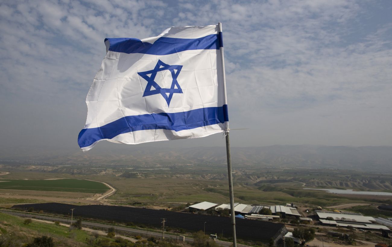 Israel postpones entry permit for vaccinated tourists