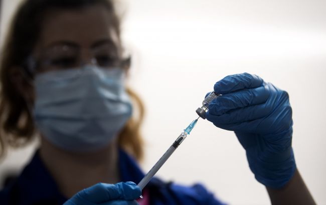 У ЄС не використали мільйони закуплених вакцин від COVID-19, - Politico