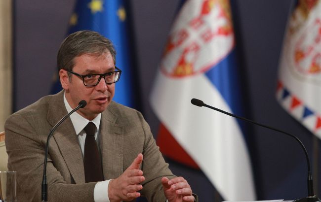 На парламентських виборах у Сербії лідирує партія президента Вучича