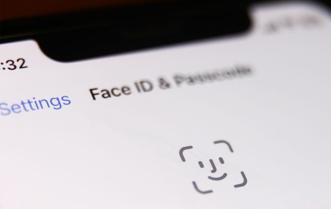 Власники iPhone стали жертвами масового злому. Як захистити свій смартфон