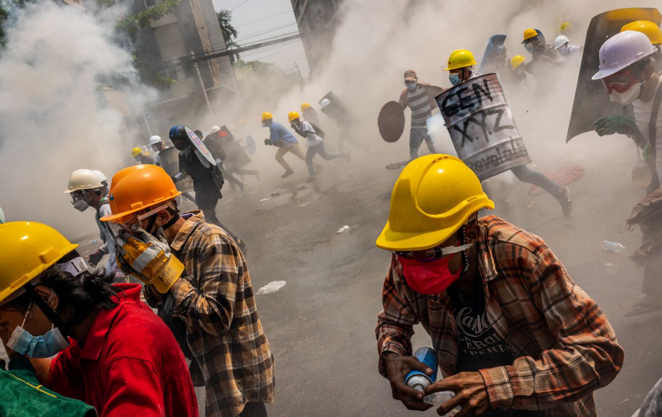 Protests in Myanmar – Seven deaths on April 7, Chinese factory set on fire