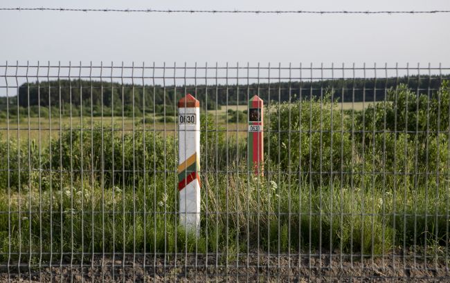 Литва відгородиться від Білорусі 100-кілометровим колючим дротом до кінця року