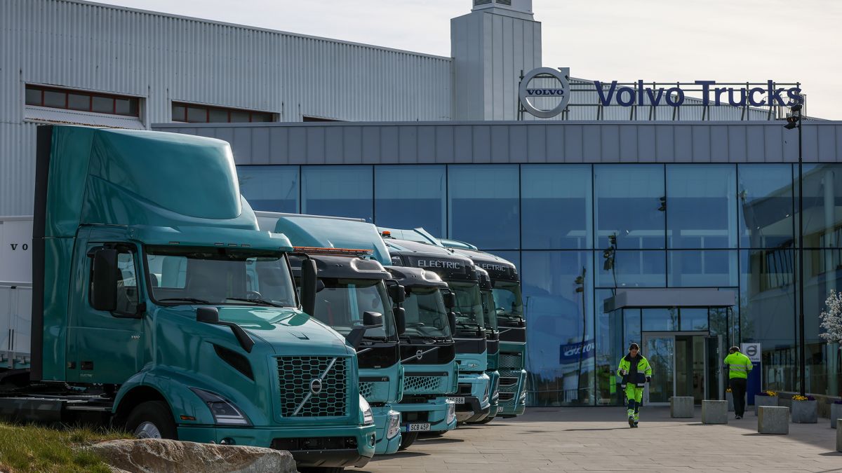 Завод Volvo конфискован на территории России | РБК Украина