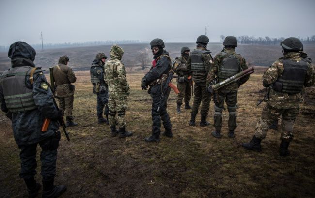 Бойовики на Донбасі 13 разів порушили режим тиші, поранений український військовий