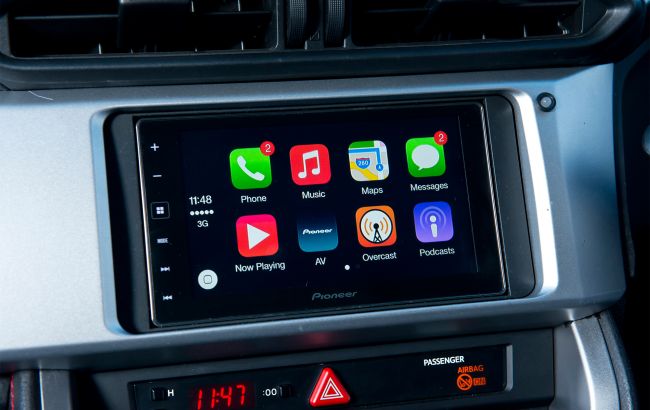 Какие функции получили пользователи Apple CarPlay в автомобилях с обновлением iOS: ТОП-5 новинок