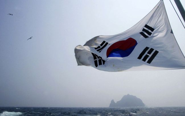 США призвали Южную Корею ограничить цены на российскую нефть