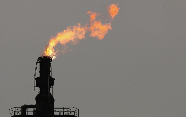 Россия обходит ограничение цен G7 на большую часть своей нефти, - FT